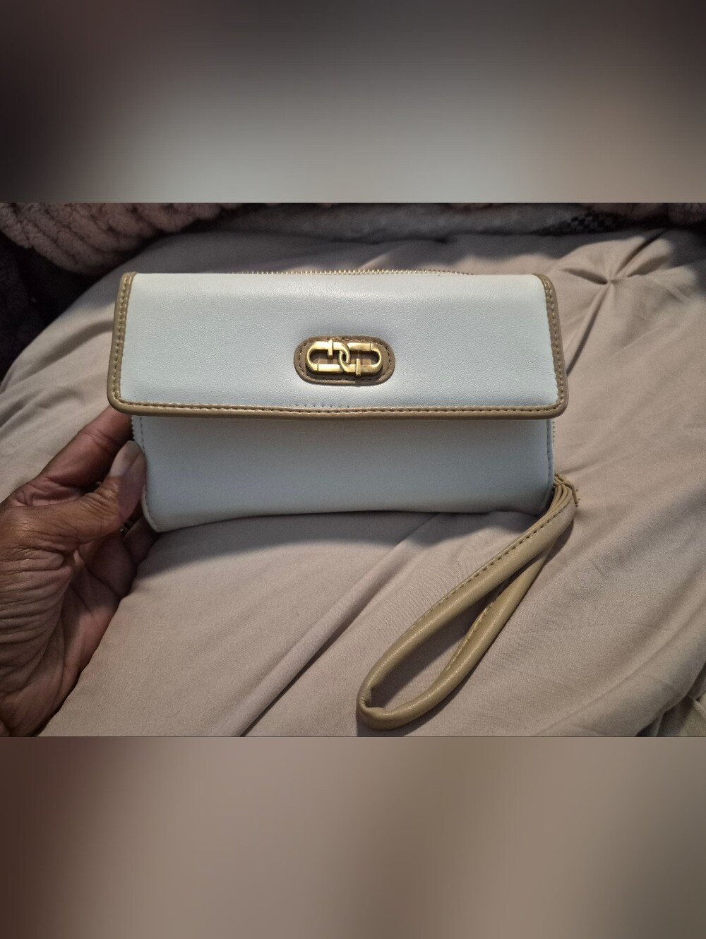 Time and Tru White & Tan Wristlet Clutch Wallet